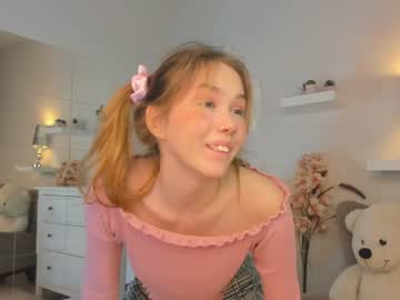 girl
        lila_kik cam image #58836