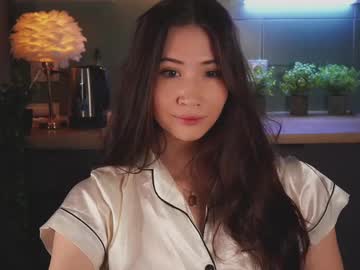 girl
        raphadelini cam image #6027362