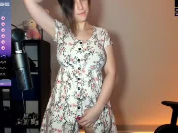 girl
        alexa_dream cam image #651426