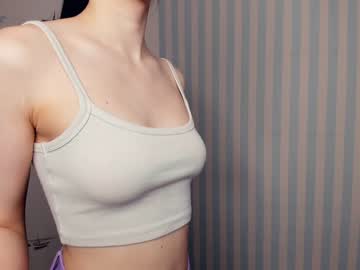 girl
        fannyhaviland cam image #3613493
