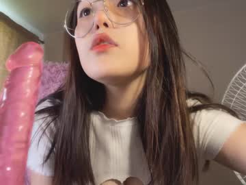 girl
        shy_lee33 cam image #1895391
