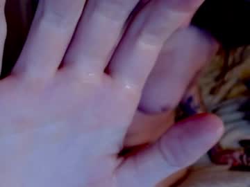 girl
        svtf2323 cam image #3043382