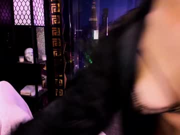 girl
        alma_pearl cam image #6745562