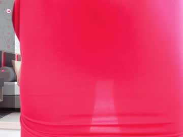 girl
        lili_foxy cam image #6100392