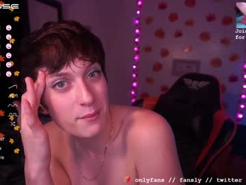 girl
        laylas_universe cam image #257528