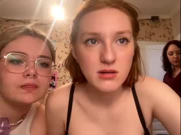 couple
        greedbiiitchs cam image #1477286