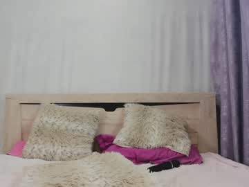 girl
        crystalnut cam image #3856475