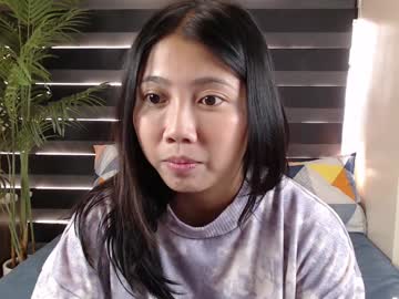 girl
        skytime96 cam image #5143106