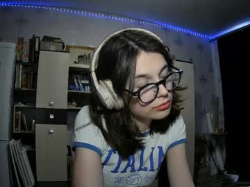girl
        alodieherlan cam image #6955036