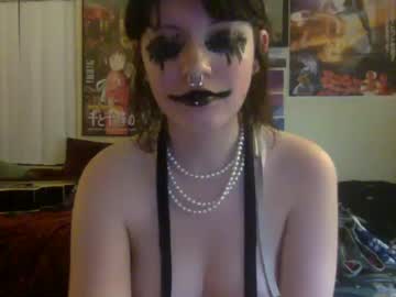girl
        nyghtxxx666 cam image #2067980