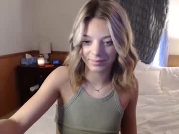 girl
        coryraine1 cam image #1232166