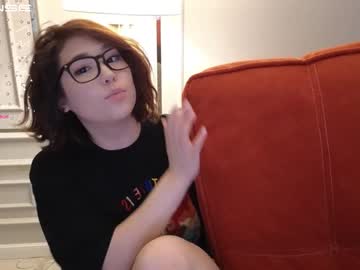 girl
        kimi_kay cam image #4367644