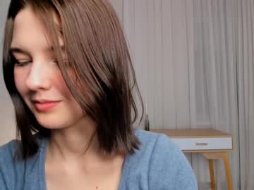 girl
        maudcouncil cam image #6424990