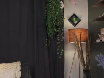 girl
        gina_gracia cam image #4809019