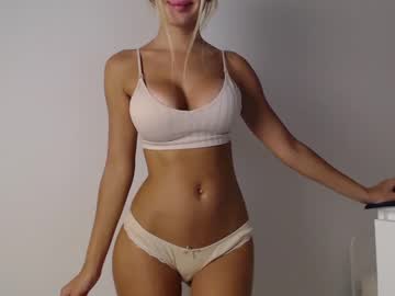 girl
        trixie_taylor cam image #2166829
