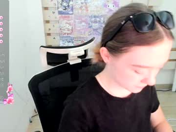 girl
        stasy_clapp cam image #4683371