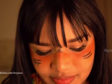 girl
        itsyaraa cam image #401418