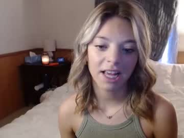 girl
        coryraine1 cam image #1232128
