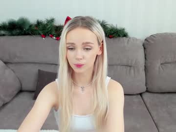 girl
        floraalfy cam image #695993