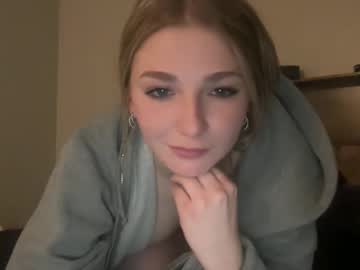 girl Cam Girls Masturbating With Dildos On Chaturbate with skylrstar