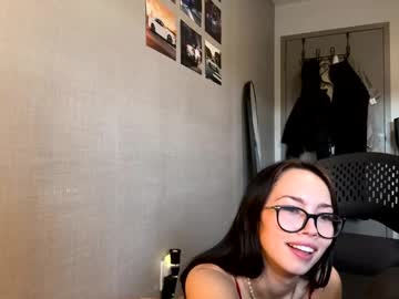 girl
        pprincesskyliee cam image #6066219