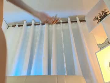 girl
        nezo_ cam image #6012859
