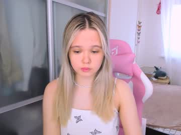 girl
        miss__selena cam image #3850346