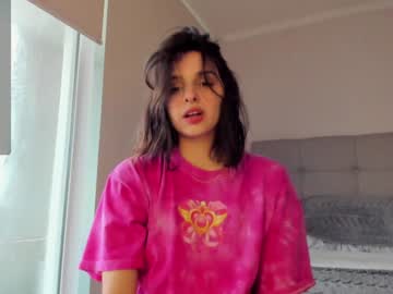 girl
        yourfreakygirl cam image #4426617