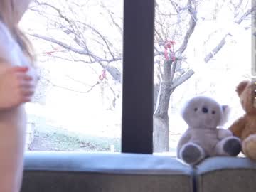 girl
        moon_night_anna cam image #5738523