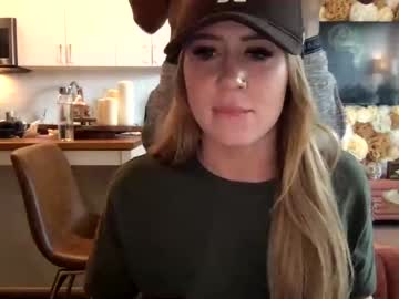 couple
        taylorxxxrae cam image #4156181