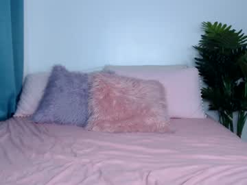 girl
        allforshow93 cam image #237392