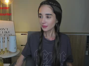 girl
        lonelly_lolly98 cam image #4982464