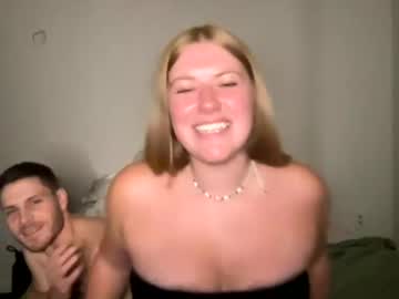 couple
        hebrewhammerton cam image #4379805