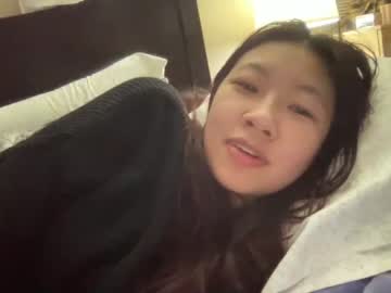 girl
        hiddenr0se cam image #179503