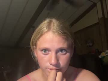 girl
        kayleighashford cam image #6974185