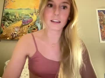 girl
        charlottebrownxo cam image #3646368