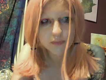 girl
        purplehaisley cam image #560084