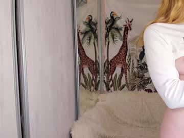girl
        candy_peach cam image #181948