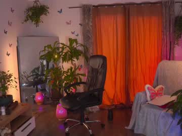 girl
        juicyandthepussyblvd cam image #1257673