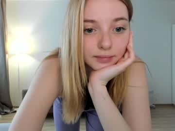 girl
        olli_ver cam image #129147