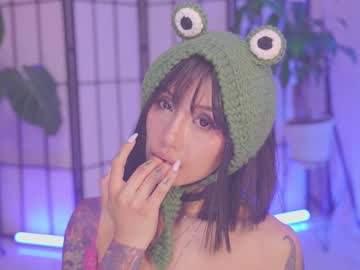 girl
        nekyra_san cam image #6571103