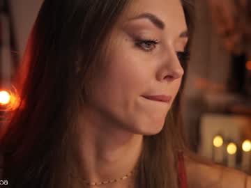 girl
        lettymoa cam image #4458652