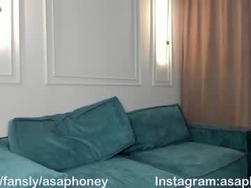 girl
        honeybae3 cam image #3787441