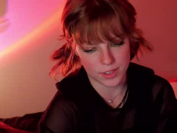 girl
        sisypheanlove cam image #1263872