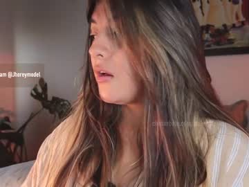girl
        isabeyferrec cam image #3413776