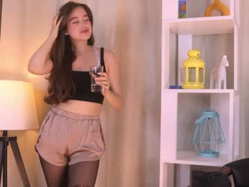 girl
        angella_taylor cam image #1942795