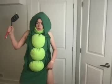 girl
        littlesugarpea cam image #2332395