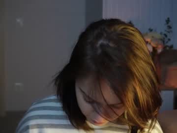 girl
        evi_woow cam image #3688547