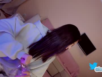 girl
        hollyextra cam image #67110