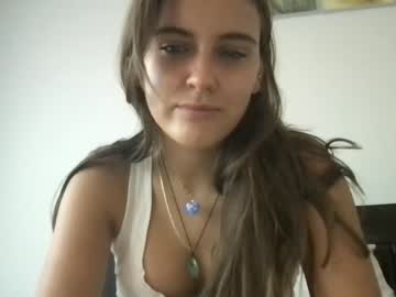 girl
        emma_walkerx cam image #3461620